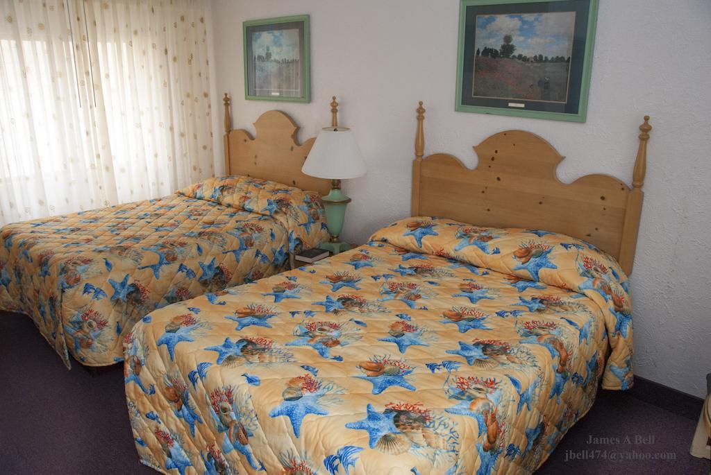 Coral Sands Motel Ocean City Room photo